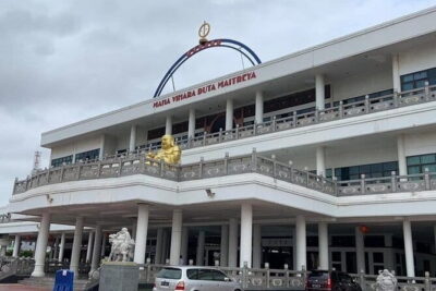 1 Day Batam City Tour with Ferry Ticket, Lunch and Massage - Welcome To Batam Monument: A Fast Landing With a Photo Stop