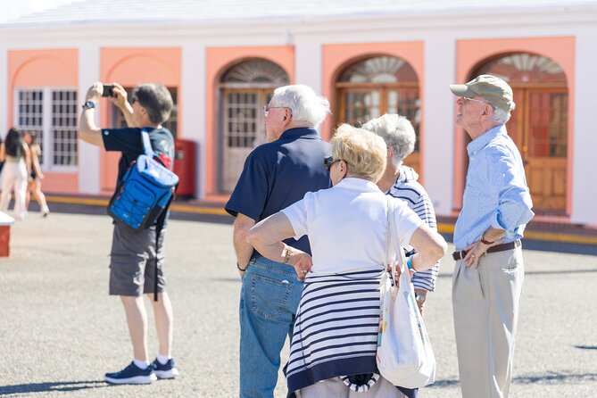 A Bermuda Exquisite Experience with FREE Scenic Ferry Return - Getting oriented fast with a coach-and-ferry Bermuda day