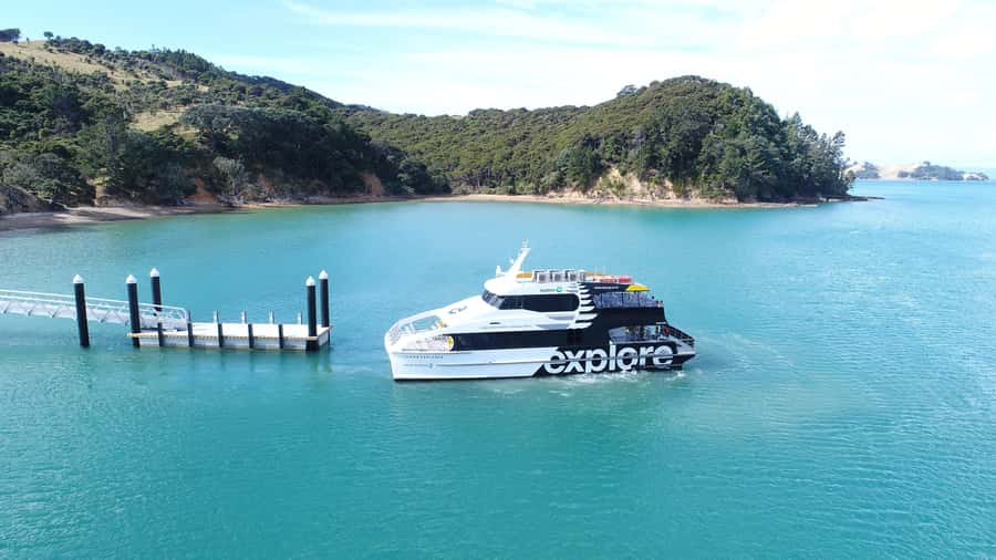 Auckland: Man O' War Vineyard Ferry (Waiheke Island) - Restaurant strategy: how to time lunch at the Tasting Room