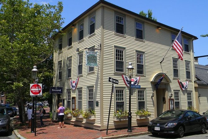 Boston Historic Taverns Tour with Tastings and Ferry - Old State House and Faneuil Hall: two Freedom Trail stops that hit hard