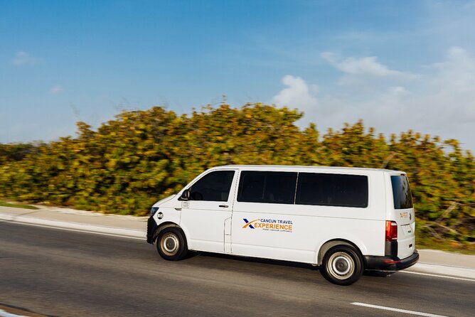 Cancun: Private Transfer to/from Puerto Juarez Hotels or Ferry - Drivers, professionalism, and what you should expect in the car