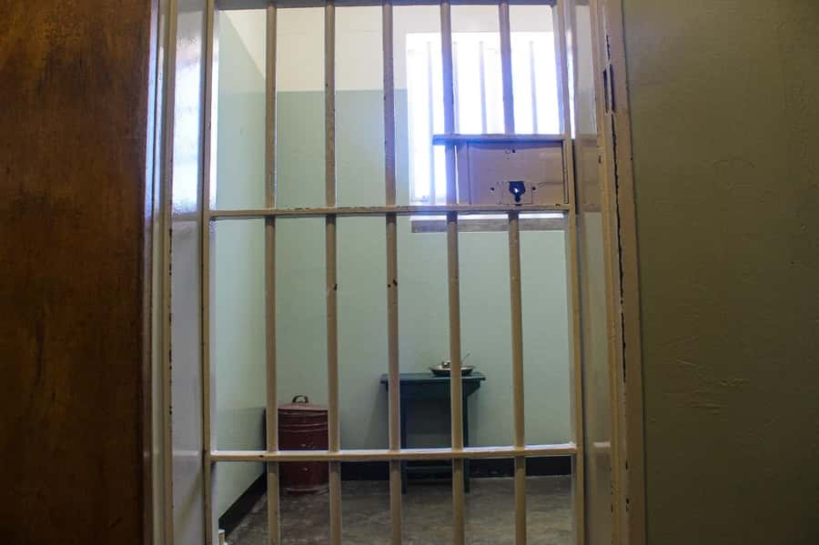 Cape Town: Robben Island ferry ticket plus Guided Tour - Key things to know before you go