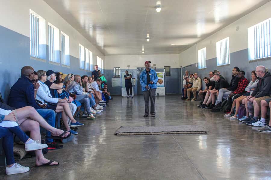 Cape Town: Robben Island ferry ticket plus Guided Tour - Who This Robben Island Tour Suits Best