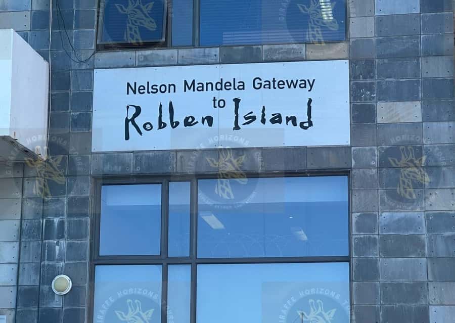 Cape Town: Robben Island Ferry with Prison Ticket and Tour - Key points worth knowing before you go