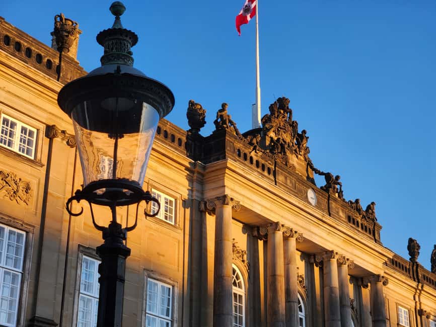 Copenhagen Combo: Walking Tour, Harbor Ferry & Royal Guards - Practical tips for Danish weather and a 5 km walking day