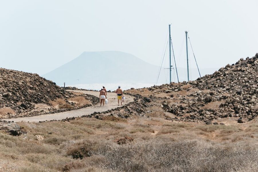 Corralejo: Return Ferry Ticket to Lobos Island Fuerteventura - El Puertito and La Concha: Two Beaches, Two Moods