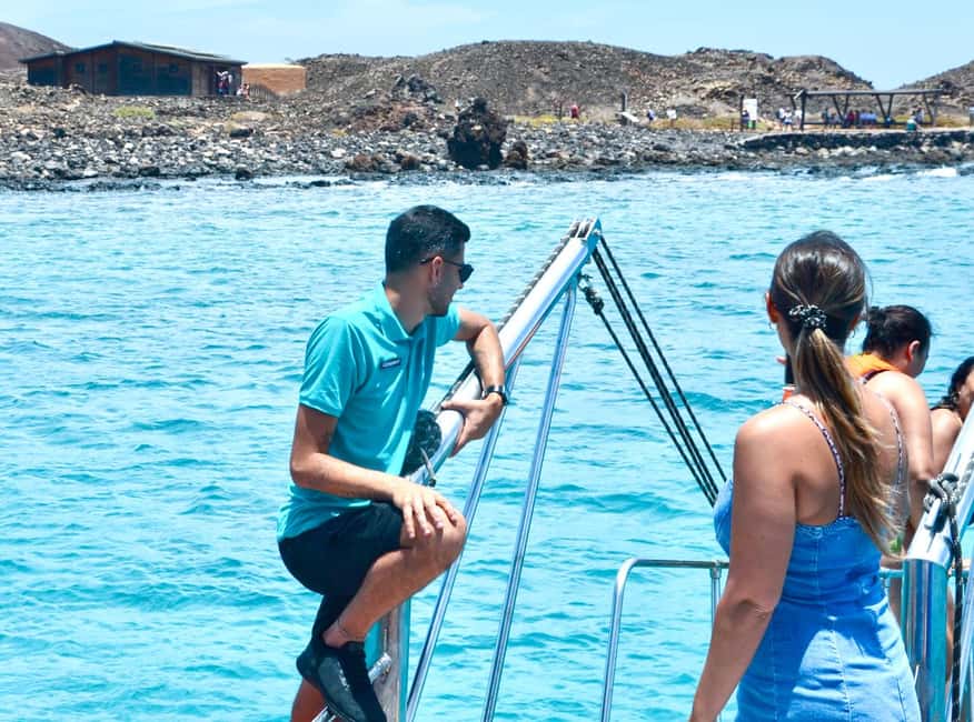 Corralejo: Snorkeling on Lobos Island & Return Ferry Ticket - The snorkel swim: 25 minutes in clear Atlantic water