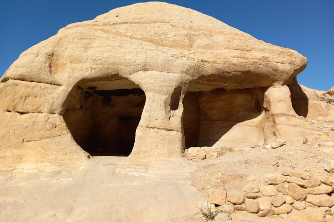 Day trip to Petra by ferry from Sharm el Sheikh - Aqaba stopover: about an hour to shop and reset