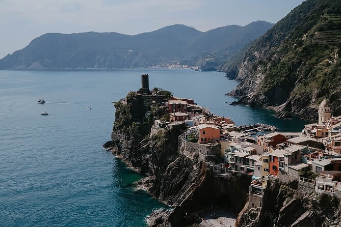 Ferry boat tour to the Cinque Terre with stop in Portovenere and Vernazza - The 8-hour rhythm: how this Cinque Terre ferry day moves