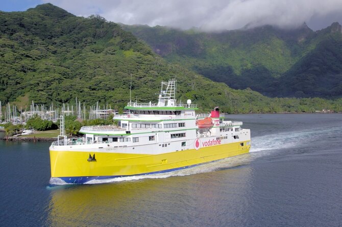 Ferry Transfer between Papeete, Tahiti and Moorea - Food, Bar, and That Little Bit of Entertainment on Fridays