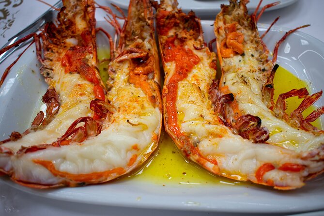 Food & Drink Private Tour in Lisbon & Cacilhas w/ Ferry Included - Cais do Sodré to Cacilhas: The Included Boat Ride (And What to Watch For)