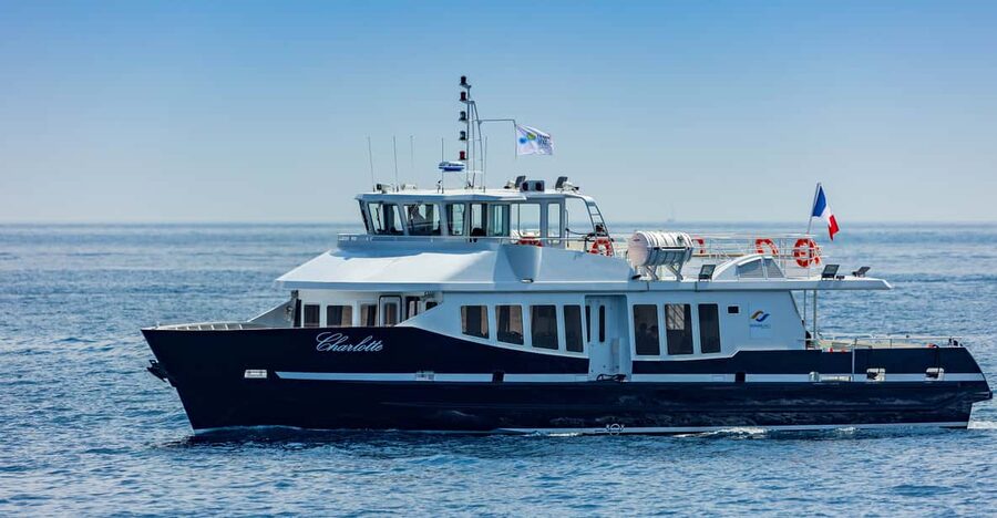 From Cannes: Roundtrip Ferry to Monaco - Where you meet: Quai Saint Pierre and the ticket office move
