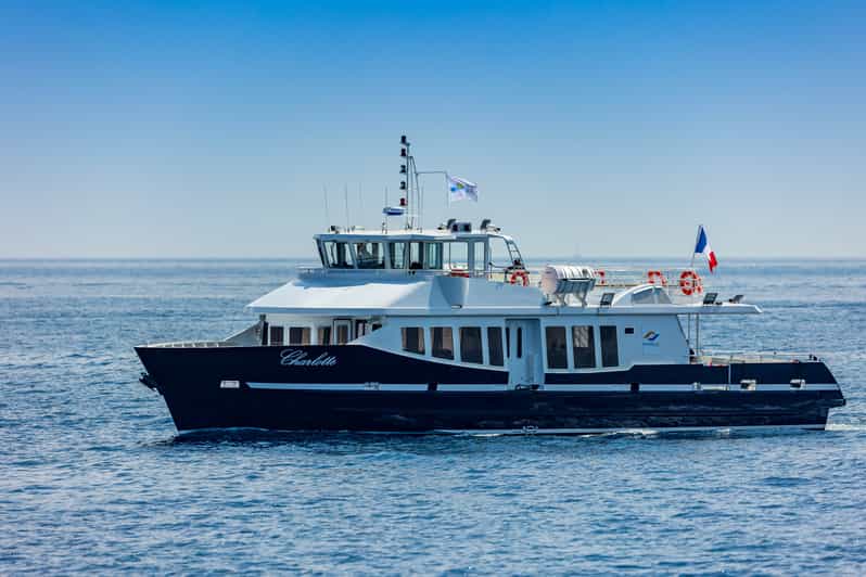 From Cannes: Roundtrip Ferry to Monaco - Monaco at your pace: Prince’s Palace, the Casino, and other major stops