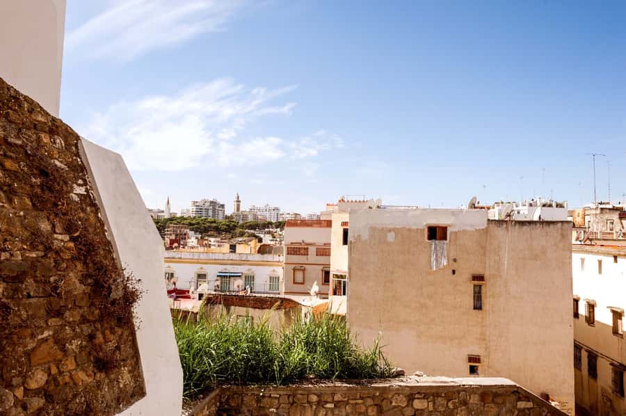 From Costa del Sol: Tangier Full-Day Tour by Ferry - Lunch in Tangier: food plus local music