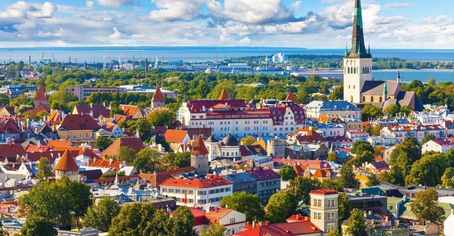 From Helsinki: Tallinn Guided Full-Day Tour by Ferry - Neitsitorn Tower and Toompea Castle Area: History in Stone and Purpose