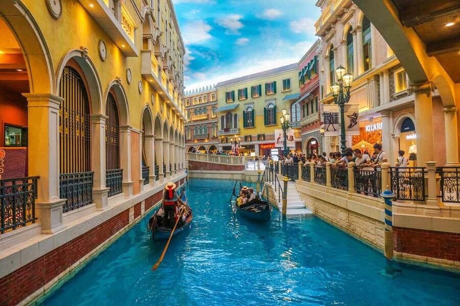 From Hong Kong: Macau Day Tour with R/T Ferry, Lunch, Pickup - Key things to know before you go