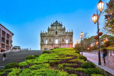 From Hong Kong: Macau Day Tour with R/T Ferry, Lunch, Pickup - UNESCO Historic Centre on foot: St. Paul’s to Senado Square