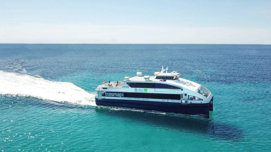 From Ibiza: Return Ferry Ticket to Formentera - Meeting at Muelle Pesquero: exchanging your voucher for the boarding pass