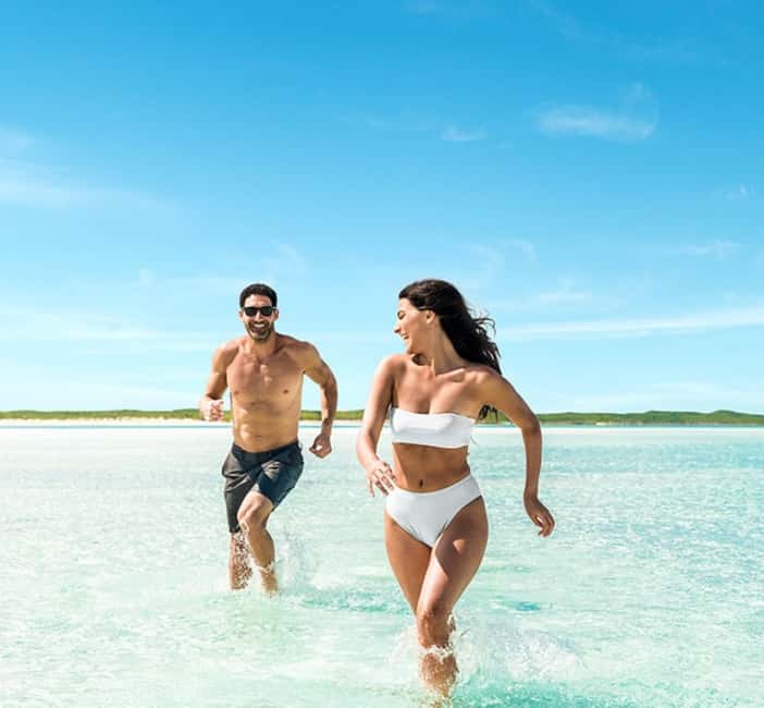 From Miami Beach: Roundtrip Bimini Ferry and Hotel Transfers - Arriving in Bimini: first steps on a small island day