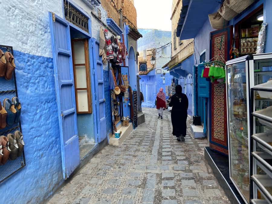From Seville: 2, 3, or 4-Day Morocco Trip with Ferry & Guide - The 2-day option: Fast Morocco, guided Tangier, and a relaxed second day
