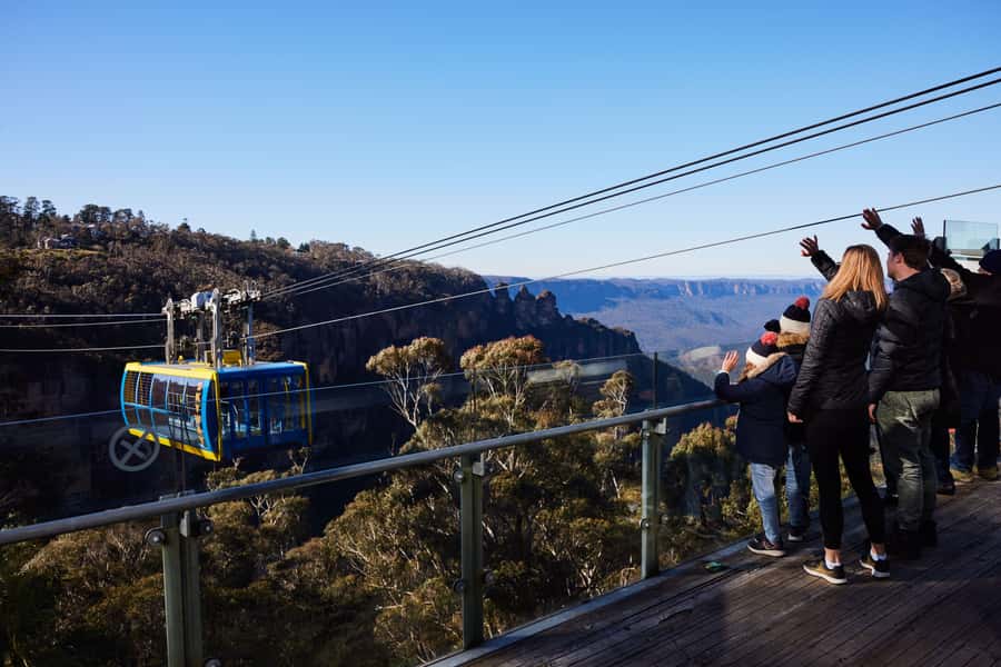 From Sydney: Blue Mountains, Scenic World, Zoo, & Ferry Ride - Blue Mountains Lookouts and the Town Stop for Your Lunch