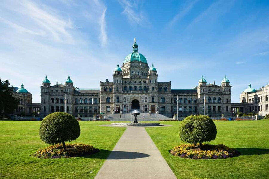 From Vancouver: Full-Day Victoria Tour with Ferry Ticket - Getting to the ferry: pickup options that shape the whole day