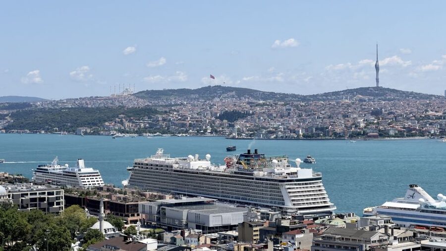 Galata Tower - Fener and Balat - Golden Horn by Ferry - Why a tram ride belongs in this route