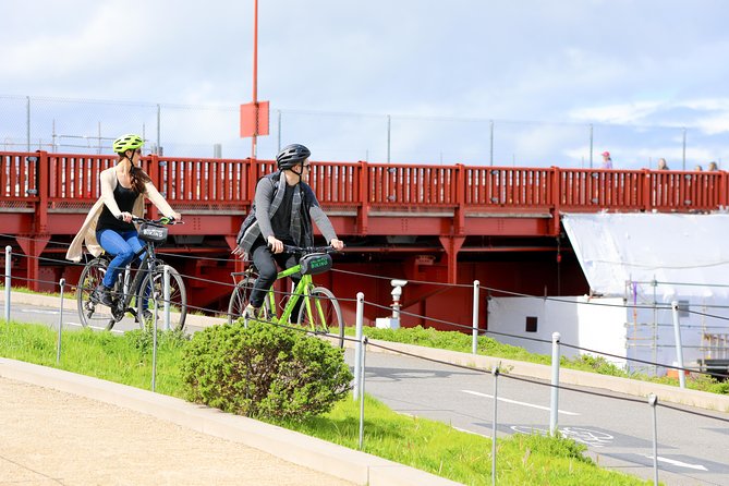 Golden Gate Bridge Bike Rentals with Optional Ferry Return - What to Check Before You Roll: Helmet, Lock, and Bike Condition