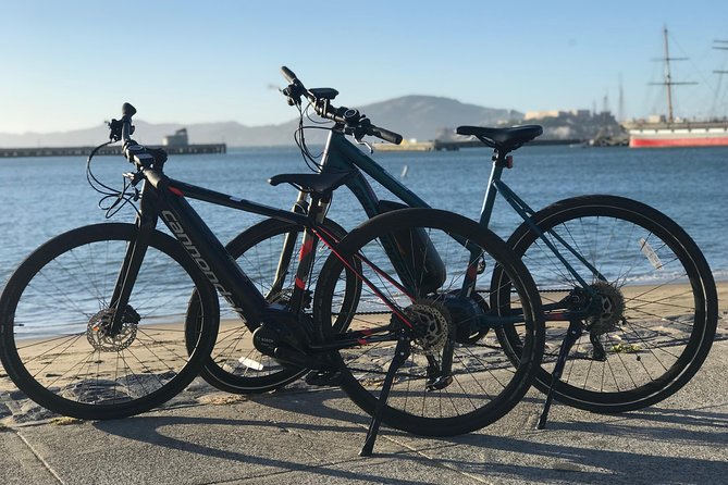 Golden Gate Bridge Electric Bike Rentals w/ Optional Ferry Return - Price Check: Is $37 Worth It for This Kind of San Francisco Day?