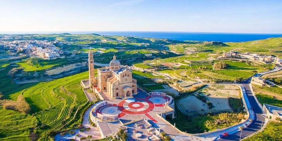 Gozo Day Pass Ferry and Hop-on Hop-off buses with audio Tour - Audio guide: multilingual support for real-world bus days