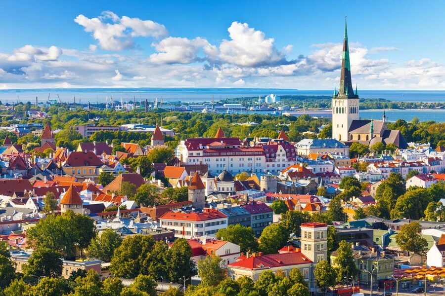 Helsinki: Tallinn Guided Day Tour with Ferry Crossing - Cobblestones, Viru Gate, and the Medieval Core You Came for