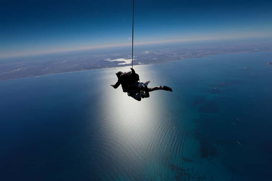 Hillary's Harbour: Rottnest Island Skydive and Ferry Package - Weather, limits, and the safety rules you shouldn’t skip reading