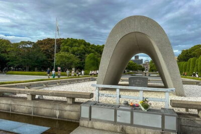 Hiroshima and Miyajima Day Trip with Itsukushima Shrine & Ferry - Miyajima and Itsukushima Shrine: the floating torii, deer, and time to wander