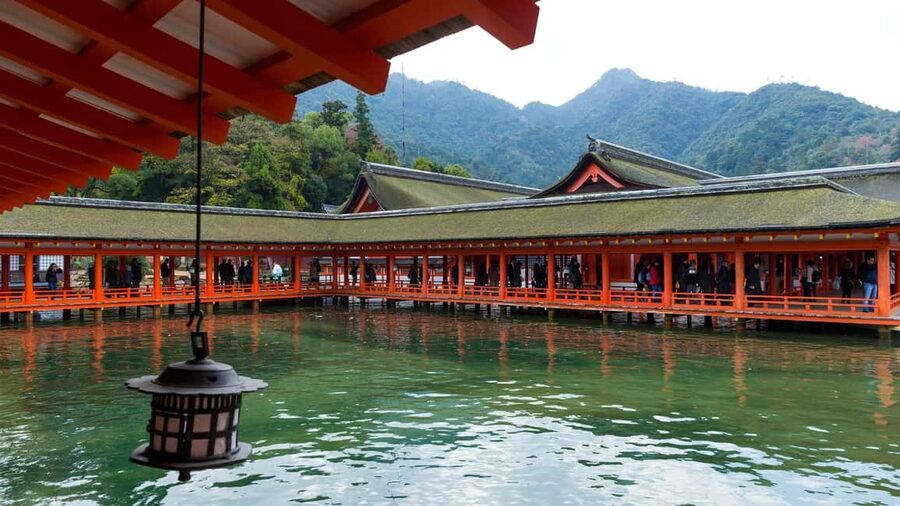 Hiroshima to Miyajima: Private Custom Tour with Ferry Ride - Itsukushima Shrine and the Floating Torii Moment