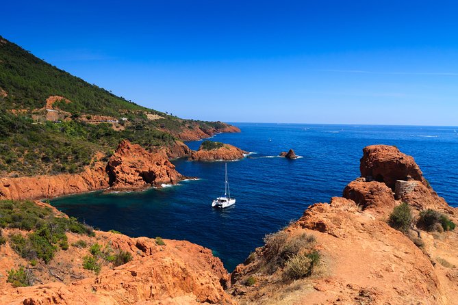 Ile Sainte-Marguerite Ferry & Corniche d'Or Cruise Combo from Cannes - Île Sainte-Marguerite: Pine-Scented Trails, Bird Spots, and Fort Royal’s Prison-Fort Story