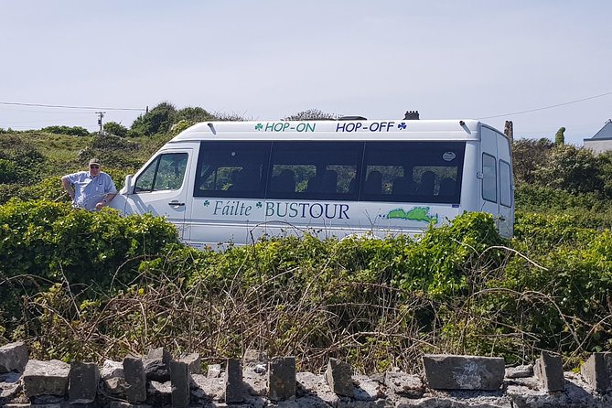 Inis Mór (Aran Islands) Day Trip: Return Ferry from Rossaveel, Galway - Weather and packing: what changes when the sky drops rain