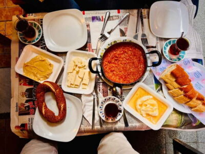 Istanbul: Guided Food Tour with Ferry Ride and Tastings - Meeting at Itimat Fabrika: getting in front of the right shop