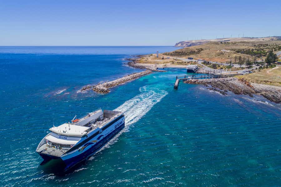 Kangaroo Island Full Day Experience by Ferry Including Lunch - Lunch in the Australian bush: a break that matters on a 16-hour day
