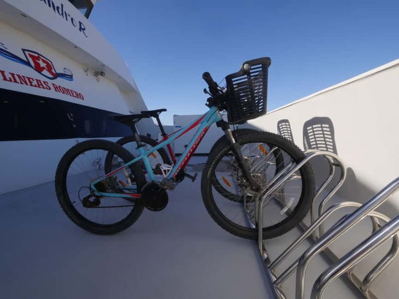 Lanzarote: Ferry to La Graciosa with Wi-Fi (free parking) - Tickets, boarding, and timing that keeps your plans flexible