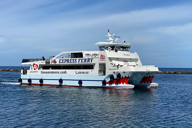 Lanzarote:Return ferry ticket to La Graciosa. Free wifi & parking - Getting to Orzola: Parking and the Ferry Office Move