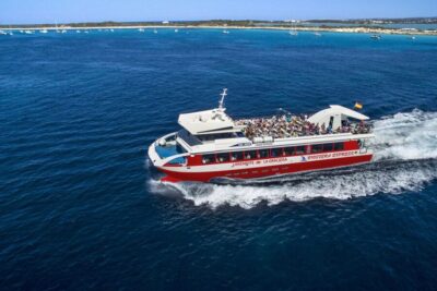 Lanzarote: Roundtrip Ferry Transfer to La Graciosa - Roundtrip vs One-Way: How to Choose the Right Ticket for Your Plan