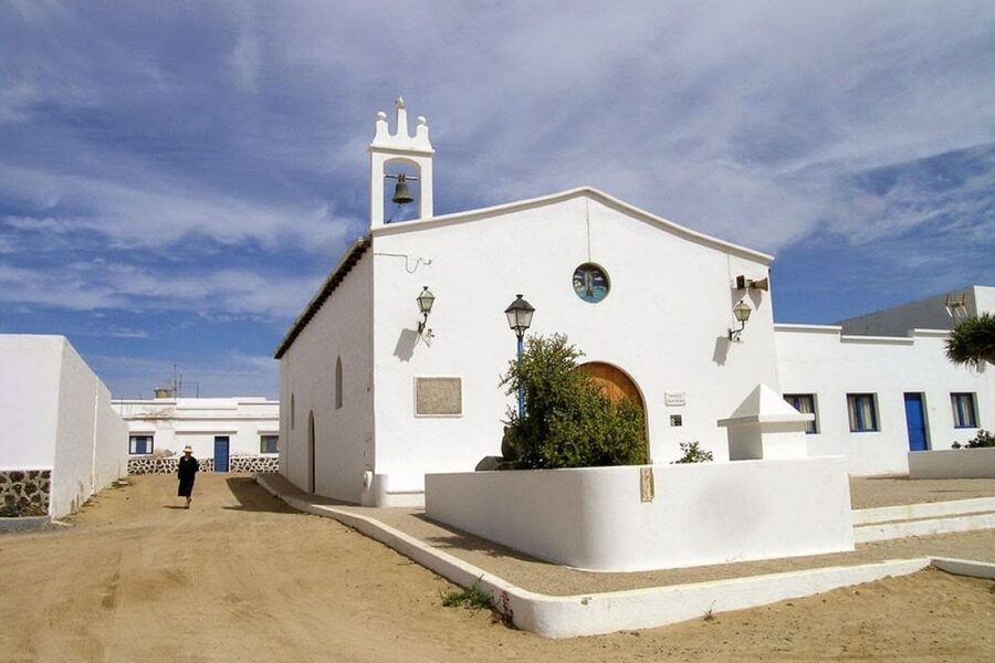 Lanzarote: Roundtrip Ferry Transfer to La Graciosa - Timing and Flexibility: Spend More Time Where You Want It