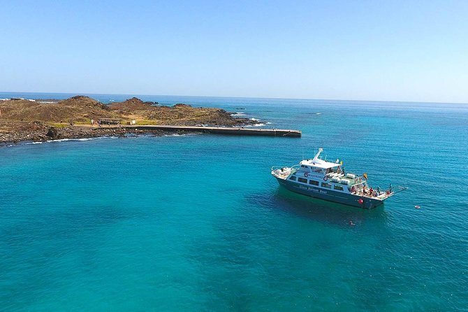 Lobos Island Ferry with Snorkel from Corralejo, Fuerteventura - What you get on the boat: equipment, life support, and order