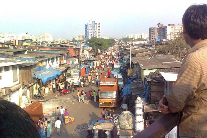 Mumbai City Tour with Ferry Ride and Dharavi Slum - Dhobi Ghat: the quick stop with a big cultural clue