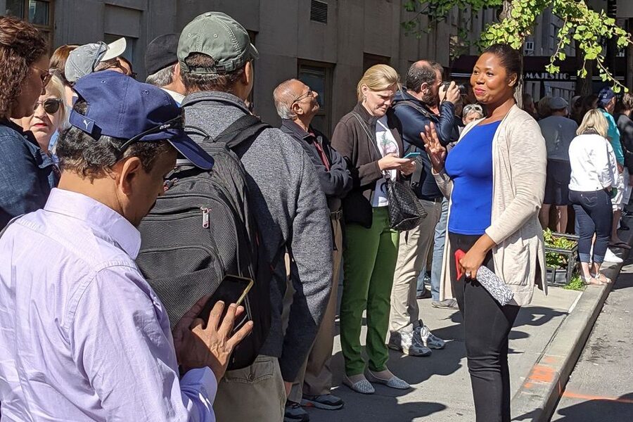 NYC: Guided Bus and Walking Tour with Staten Island Ferry - Meeting at 7th Avenue: how the tour gets you moving fast