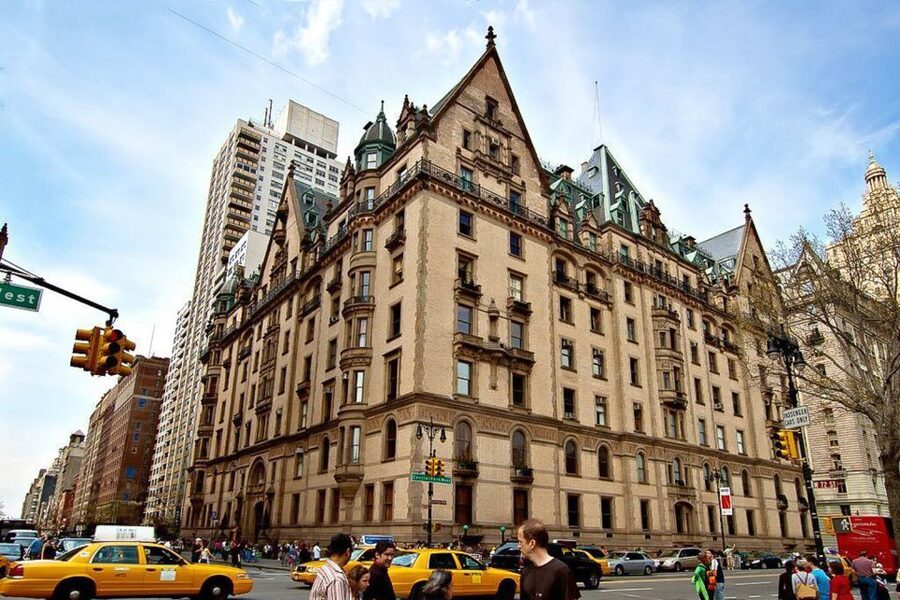 NYC: Guided Bus and Walking Tour with Staten Island Ferry - Central Park and Columbus Circle: 20 minutes that set the tone