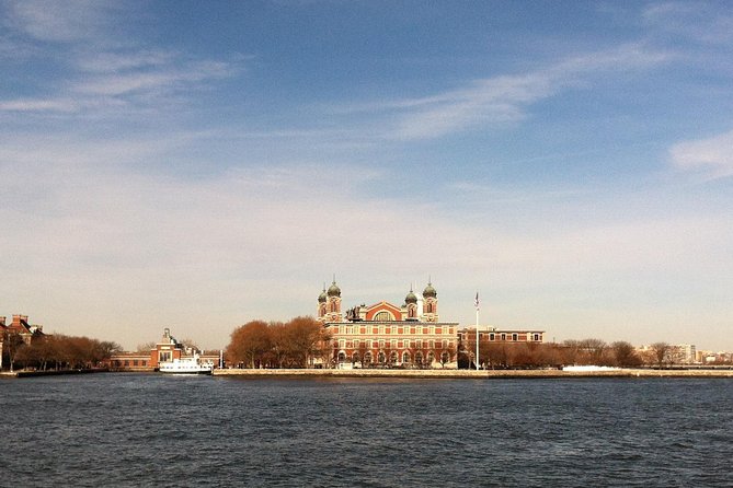 NYC Statue of Liberty Ferry and Transfer - Ferry time: small comforts that matter in real life