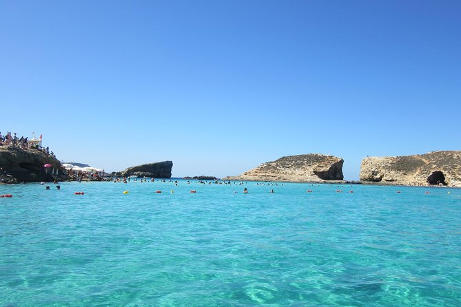 Okikoki Banis - Comino Blue Lagoon Speedboat Trip- Fast Ferry - Getting on board: meeting time and where to start