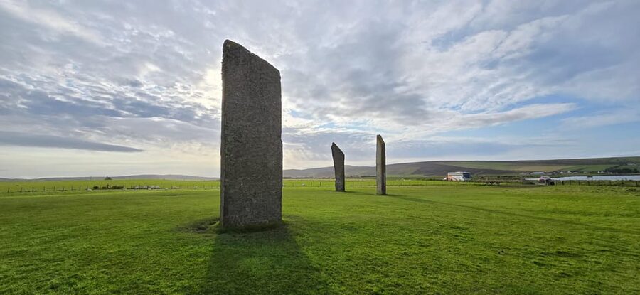 Orkney Day Trip: Meets the Scrabster - Stromness Ferry - Ring of Brodgar and Stenness Standing Stones: A Wide-Open Pause in the Weather