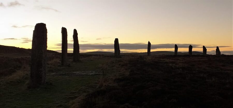Orkney Day Trip: Meets the Scrabster - Stromness Ferry - Scapa Flow and Unstan Tomb: The Final Stretch
